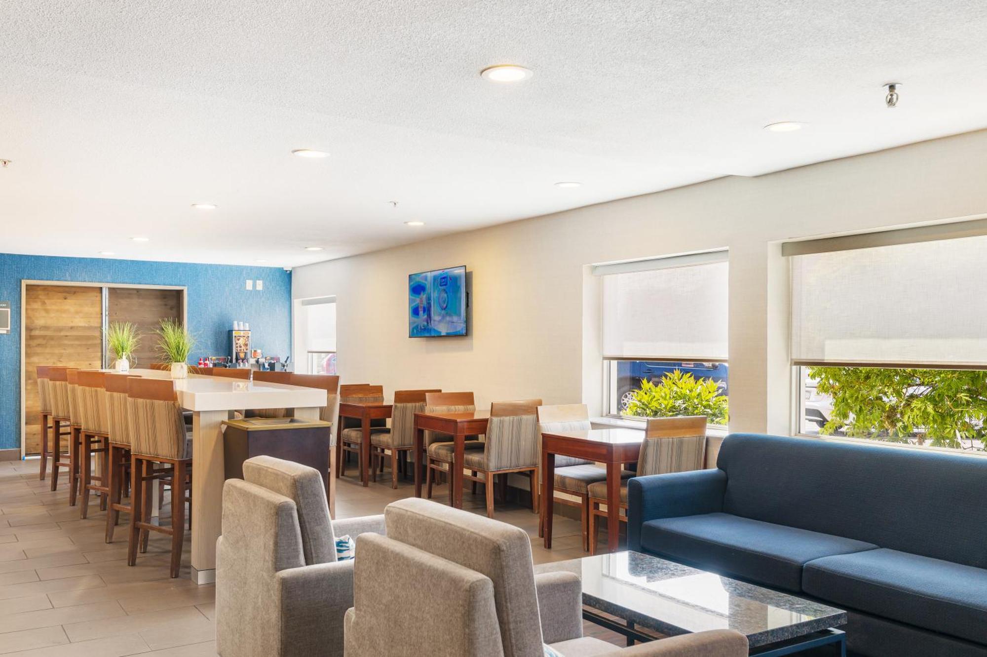Comfort Inn Mayfield Heights Cleveland East Esterno foto