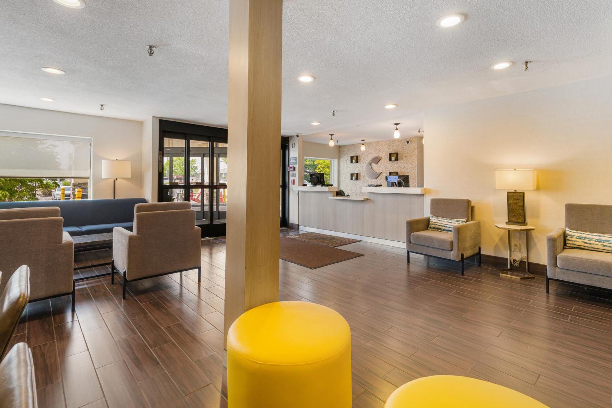 Comfort Inn Mayfield Heights Cleveland East Esterno foto