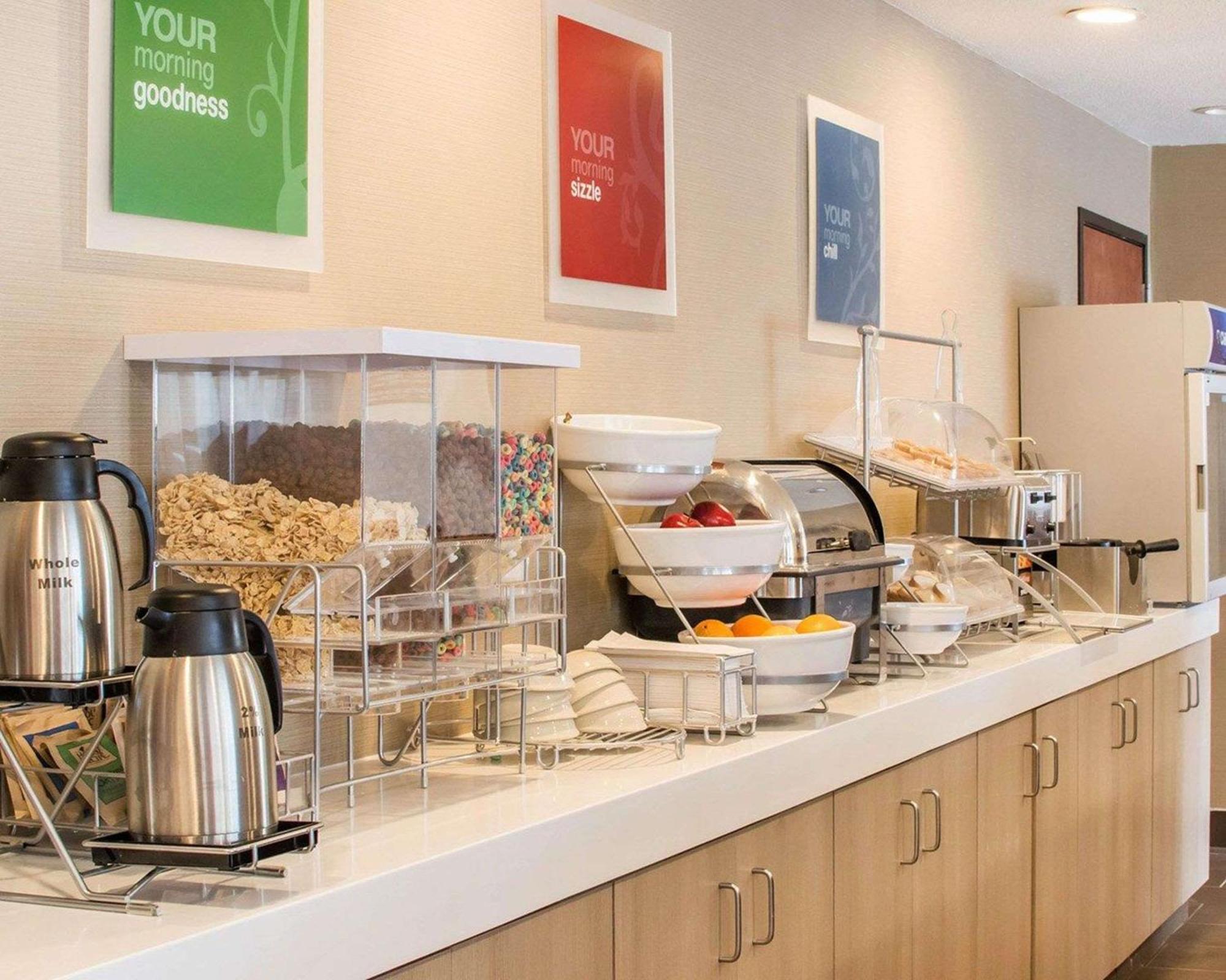 Comfort Inn Mayfield Heights Cleveland East Esterno foto