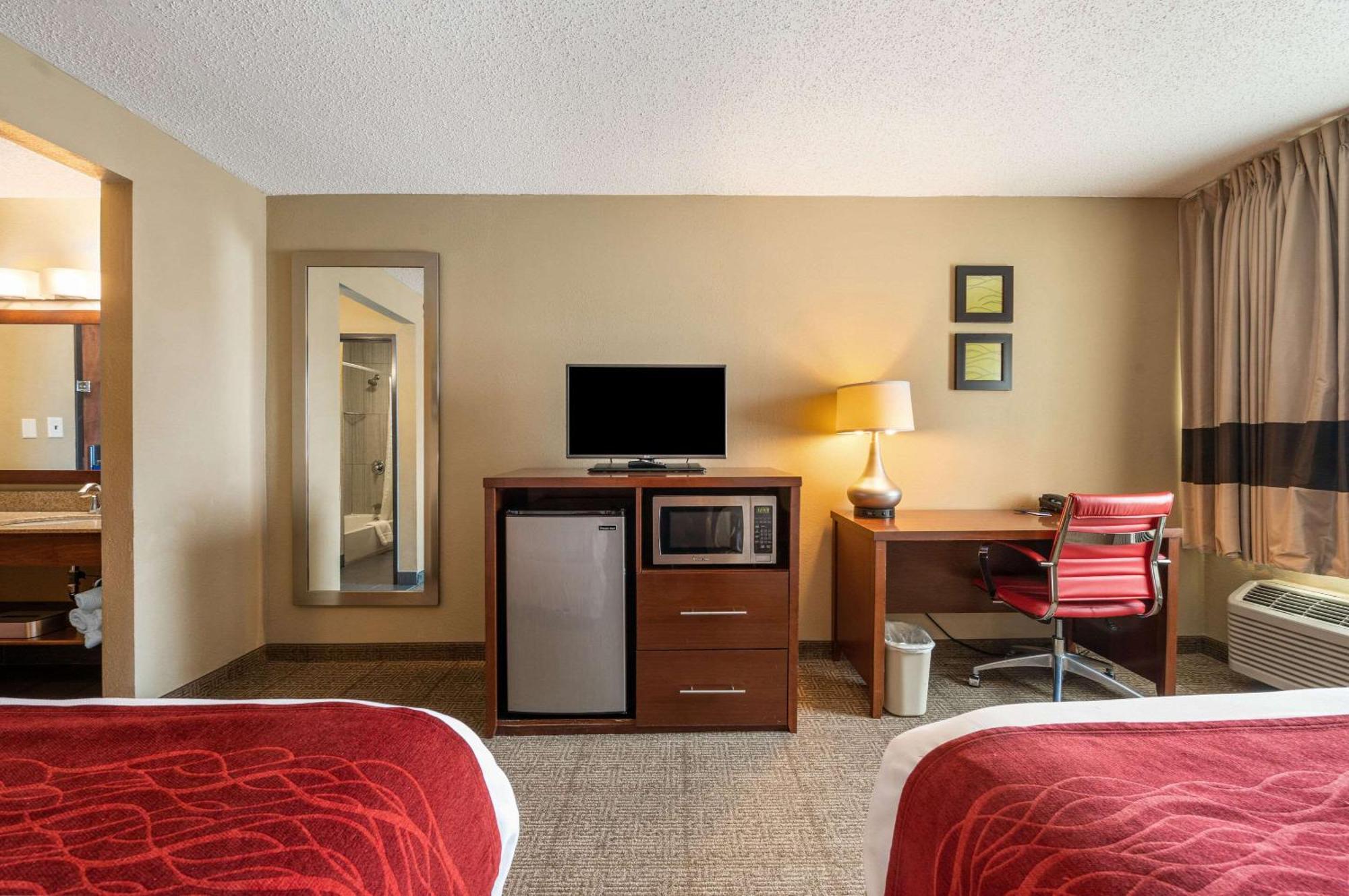 Comfort Inn Mayfield Heights Cleveland East Esterno foto